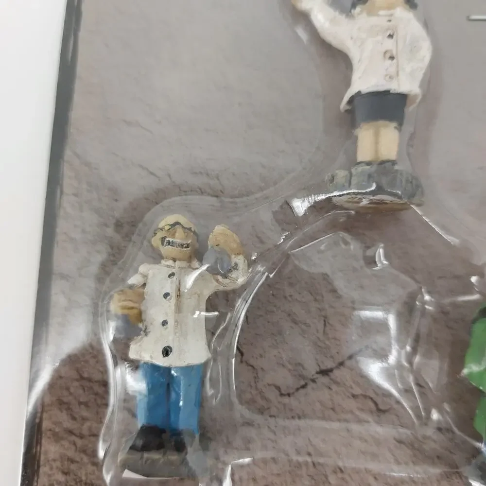 Tombstone Corners Halloween 3 Figures Monsters Scary